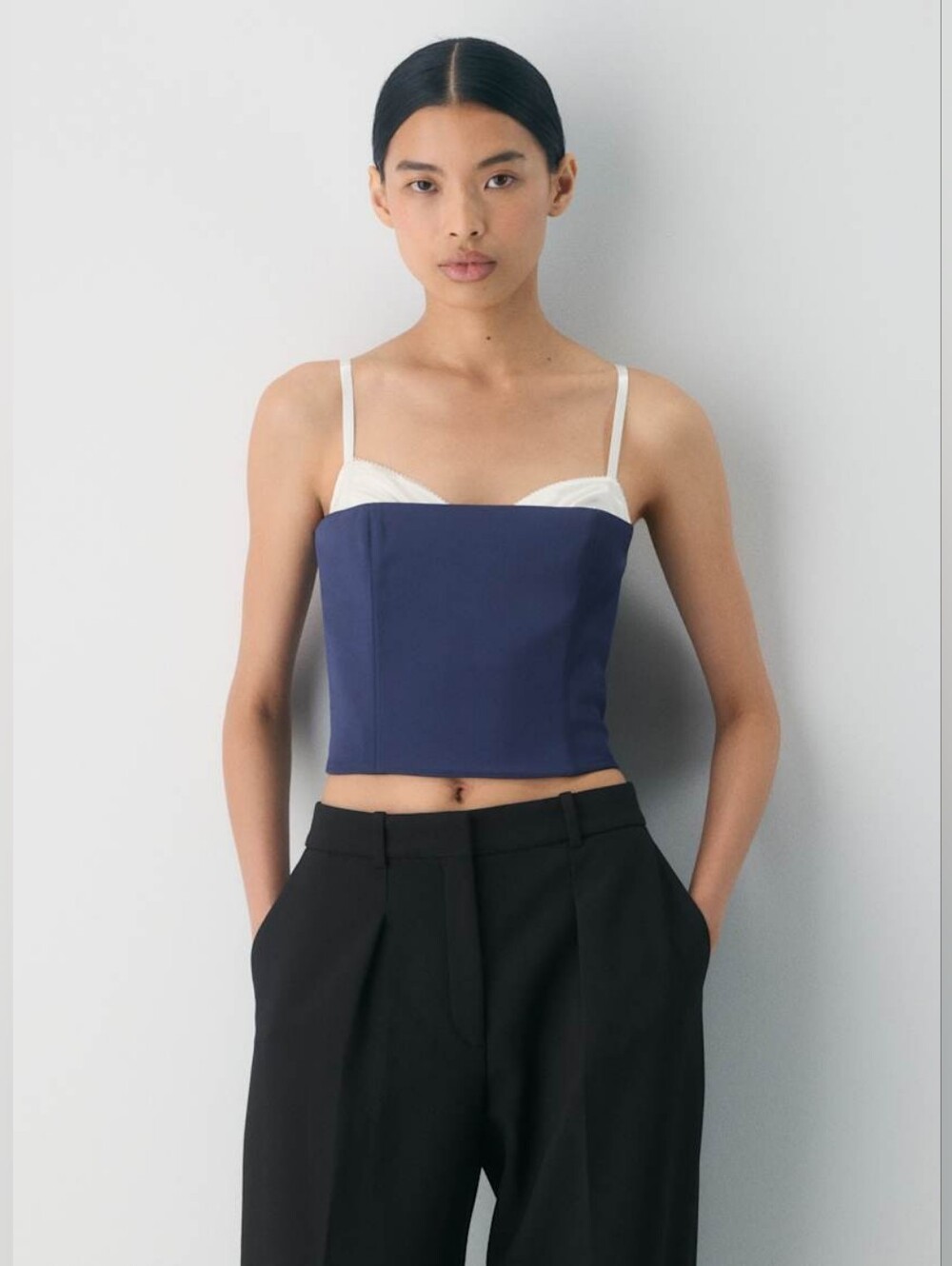 aritzia hypnotize satin bustier Ten By Babaton